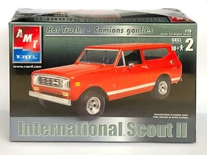 AMT Ertl 38207 1/25 Scale International Scout II Plastic Model Kit - Picture 1 of 1