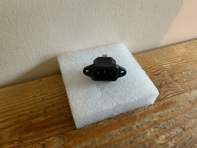 DKN ECO RUN TREADMILL POWER LEAD INPUT SOCKET - BRAND NEW - FREE DELIVERY - Image 1 of 3