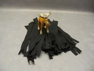 7" Zipper Black closed end nylon coil UCAN 32f Lot of 58 - Image 1 of 4