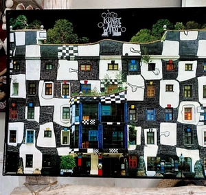 Hundertwasser Kunst Haus Wien 1992 Calendar 31 Windows That Open RARE 15x20 Mol - Picture 1 of 16