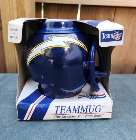 VTG San Diego Chargers 1992 Helmet Team NFL Plastic Mug Removable Caddie Coozie Cover