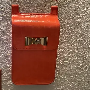 Crossbody Mini Bag with Chain Strap Crossi Croc Flip Cover Orange Olivia Miller - Picture 1 of 7