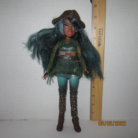 Uma Descendants Under The Sea Fashion 12" Doll Disney Jointed Cover