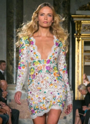 Emilio Pucci Spring 2015 Runway Embroidered Lace Stud Floral Dress US 2 4 IT 38 - Image 1 of 4