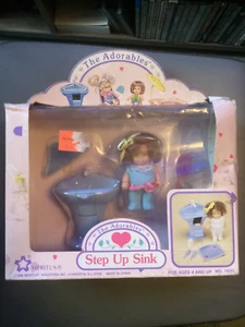 The Adorables By Meritus Step Up Sink Playset Vintage Toys-1988 - Picture 1 of 3