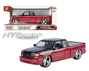 MOTORMAX 1:25 CHEVY SILVERADO EXTENDED CAB 2006 DIE-CAST RED & BLACK 79039 - Picture 1 of 1