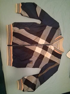 Burberry jacket. 5T - Picture 1 of 3