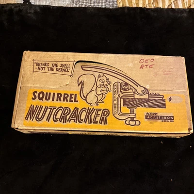 SQUIRREL NUTCRACKER Model 500 Cast Iron Woldert Pecan Co w/Original Box - Image 1 of 4