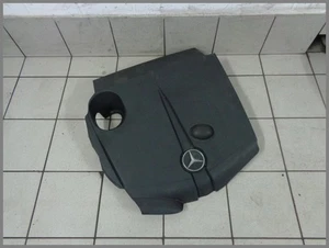 Mercedes Benz W246 W176 W117 Motorabdeckung 6510102413 OM651 CDI Original - Picture 1 of 3
