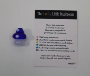E3 Blue serenity LUCKY LITTLE MUSHROOM GLASS FIGURINE miniature GANZ ER73930 - Picture 1 of 8