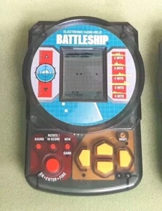 Battleship Game Hand Held MB Electronic. Tested ⚓⚓🚢 - Picture 1 of 2