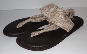 Sanuk Yoga Sling Sandals Women's Size 10 Brown & Beige Print Worn Once! - Picture 1 of 8