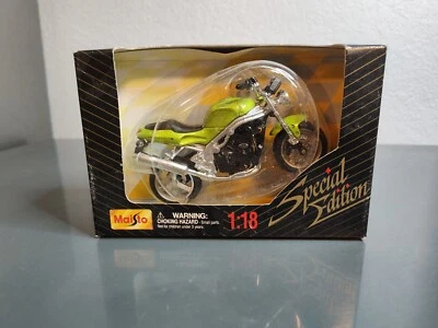 Maisto Triumph Motorcycle Green 1:18 (B5) - Image 1 of 4