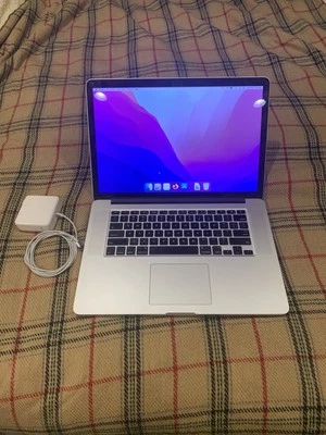 MacBook Pro Retina 15" A1398 i7-4770HQ 2.2GHz Mid 2015 (read, updated!!!) - Image 1 of 4