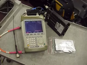 Rohde & Schwarz FSH3 Handheld Spectrum Analyzer 100kHz~ 3Ghz /w Tracking Gen - Picture 1 of 6