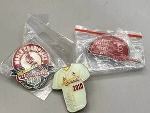 St Louis Cardinals MLB Season Ticket Holder Pins Lot of 3 2006 2010 2011 - Picture 1 of 1
