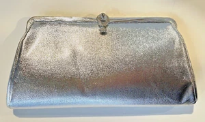 Abendtasche Handtasche Clutch Kette Handschlaufe silber lahmoptik Kunstleder 01040 - Bild 1 von 6