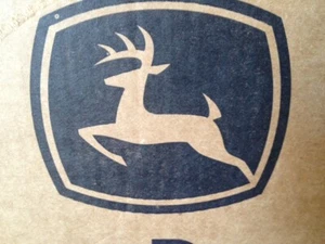 New OEM John Deere AT186102 Hydraulic Control Valve for 790ELC - Picture 1 of 4