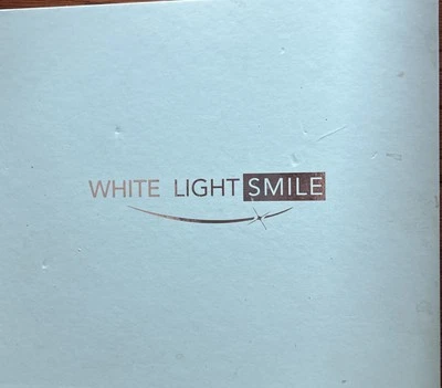 Novo kit de clareamento dental sorriso luz branca mais refil extra - Imagem 1 de 4