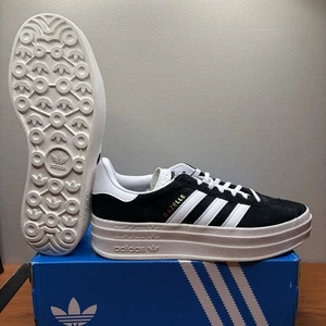 Adidas Originals Womens Size 10 Gazelle Bold Platform Sneakers Black HQ6912 - Picture 1 of 11