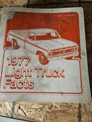 **USADO**Libro de datos de camiones ligeros Ford 1977 F-100/F-150/Ranchero/Bronco Foto 1 de 4