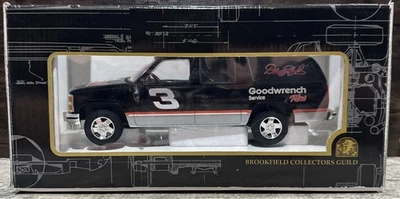 1998 Dale Earnhardt Goodwrench Plus Chevrolet Suburban 1:24 Brookfield NASCAR - Image 1 of 3