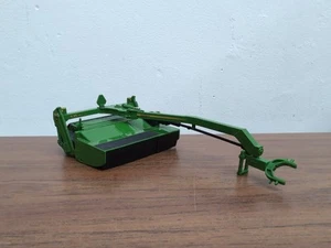 1/32 Ertl Farm Toy John Deere Mower Conditioner 635 MoCo - Picture 1 of 2