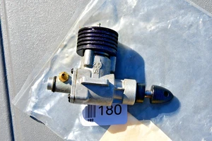 RARO MOTOR RC Diesel USSR MARZ 2.5 Nuevo Sin Caja - Imagen 1 de 3