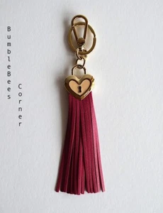 FURLA CUORE Cuero Borla Frambuesa CORAZÓN MEDALLÓN Dije Llavero Llavero Nuevo con Etiquetas - Imagen 1 de 8