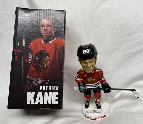 2018-2019 CHICAGO BLACKHAWKS PATRICK KANE SGA BOBBLEHEAD Cover