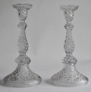 Paire De Bougeoirs En Verre Gravé - Signés Sailmont - Imagen 1 de 10