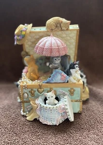 Music box usato My Favorite Things Kitty Treasure Trunk San Francisco decorazione - Foto 1 di 5
