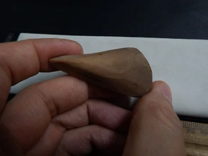 67.9ct rubbed chocolate opal rough oregon U.S - Picture 1 of 4