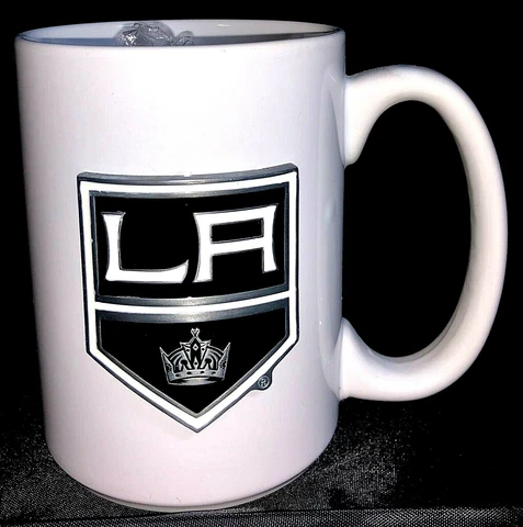 NHL Los Angeles Kings 15oz. Ceramic coffee mug pewter raised metal emblem Cover