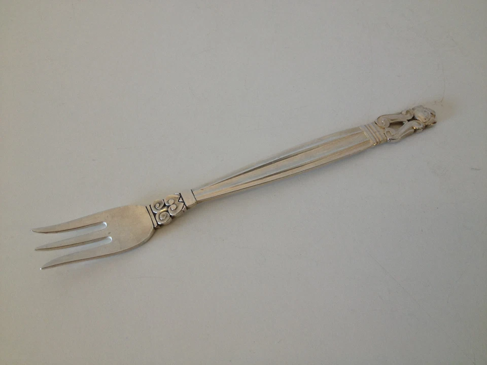 Vintage Georg Jensen Denmark Sterling Silver Acorn Pattern Seafood Fork 5 3/4" - Image 1 of 4