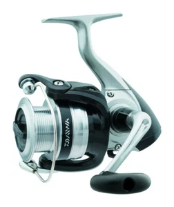 DAIWA Strikeforce-B Spinning Fishing Reel - Picture 1 of 2