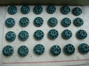 24 Antique Buttons Haberdashery Antique - Picture 1 of 1