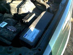 Motor de caja de fusibles compatible con 01-04 Escape 3241991 - Imagen 1 de 1