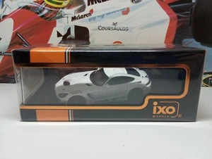 IXO - MERCEDES-BENZ AMG GT3 RACE SPECS - WHITE - 1:43 SCALE MODEL CAR GTM121 - Picture 1 of 7