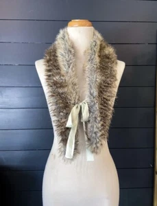 Faux Fur Collar - Picture 1 of 4