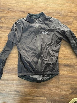 Chaqueta Pas Normal Studios Mechanism Stow Away para hombre talla mediana Foto 1 de 2