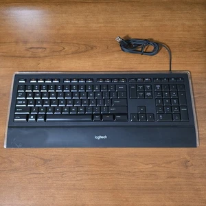 Logitech Illuminated Keyboard Wired USB K740 Y-UY95 Tested and Working - Picture 1 of 14