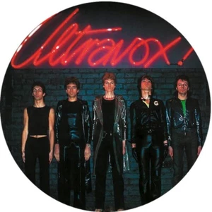 Chapa/Badge Ultravox! . pin button after punk rock and roll new wave john foxx - Imagen 1 de 2