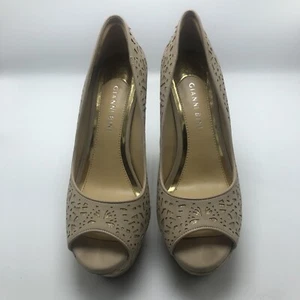 Gianni Bini Women's Size 8M Shoes Beige gold  Peep Toe Wedge Platform Sandals - Picture 1 of 11