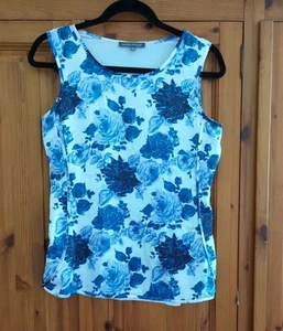 Ladies Sleeveless Blue And White Summer Top Size 8 Floral By Laura Ashley - Picture 1 of 13