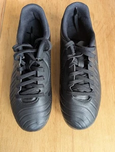 Fußballschuhe für Mädchen, NEU, unbenutzt. - Bild 1 von 3