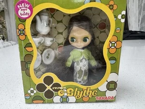 Muñeca Takara Tomy CWC Petit Blythe té para dos PBL27 rara en caja original - Imagen 1 de 6