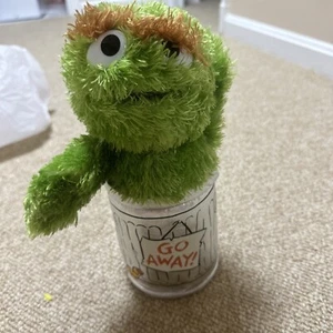 Sesame Street Oscar the Grouch Go Away Trash Can Plush Toy 2019 by Gund - Picture 1 of 10