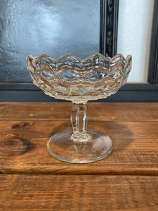 Glassware 2 VTG clear Glass Pieces-glows Under395 Light-great Con-1 Tall-1 Bowl - Picture 1 of 11