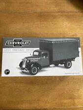 2000 First Gear 1937 Chevrolet Freight Truck US Mail 19-2449 Diecast 1:30 NIB